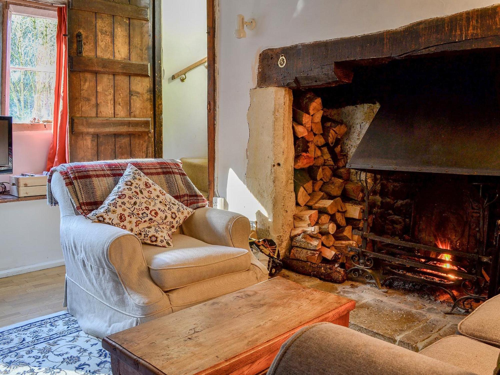 Driftcombe Farmhouse Bisley  ภายนอก รูปภาพ